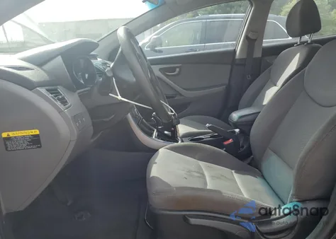 2016 Hyundai Elantra Se z USA, uszkodzony, nr VIN 5NPDH4AE1GH753545